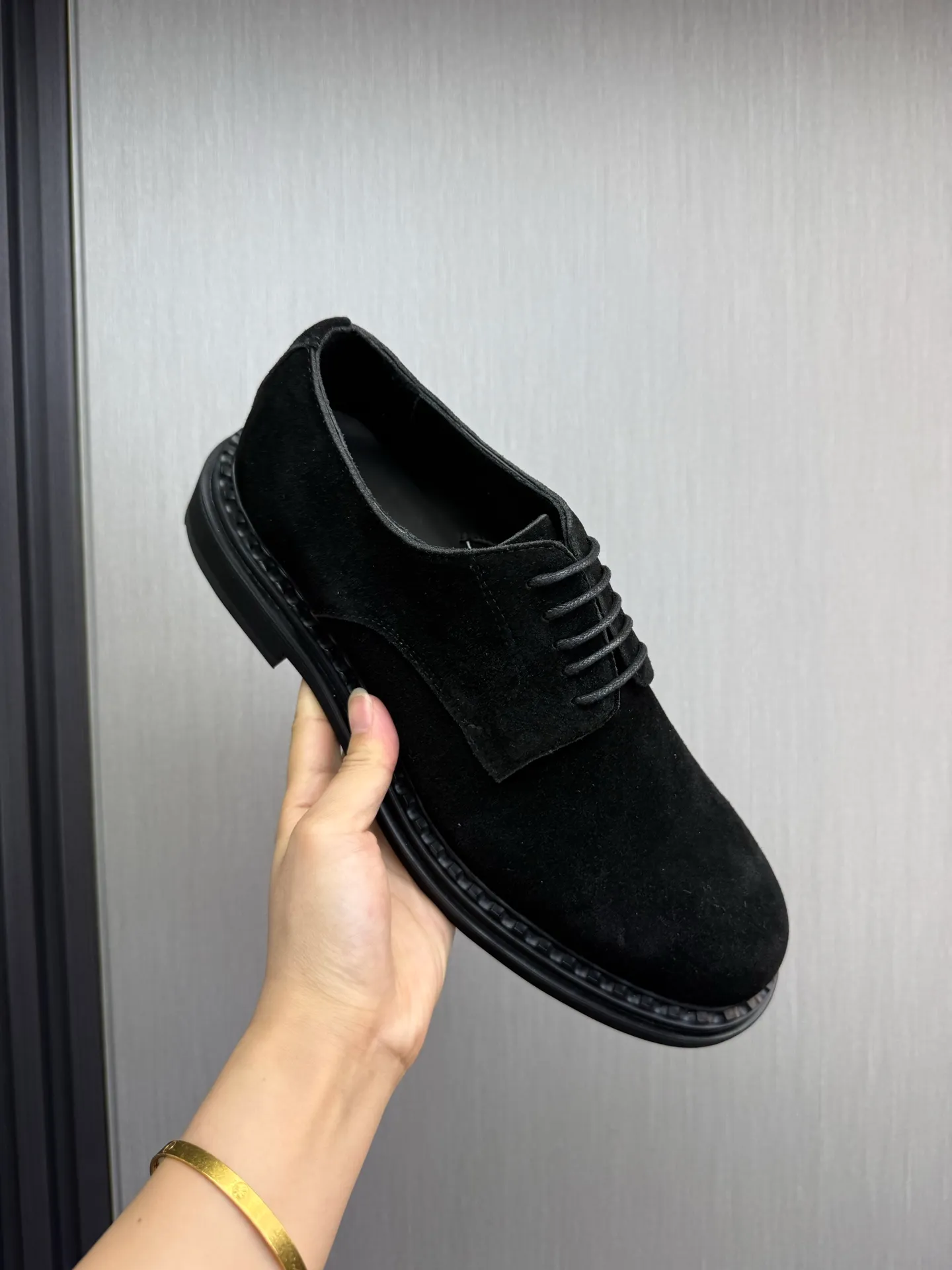 Men's shoes 💰900💰 DG. Men's casual lace-up leather shoes, the latest hot style 🔥 1:1 original purchase quality, top quality goods ⬆️The upper is imported open-edge beaded cowhide, cowhide, and cow suede. The hand-made three-dimensional stitching highlights the round toe design. The inner foot pads are all imported cowhide, with the original wear-resistant foam outsole, matching code 39-44, (38, 45 custom-made, non-returnable)